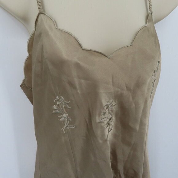 Erika Taylor Womens Small Beige Scallop Braided Embroidered Flower Nightgown VTG - Picture 3 of 9